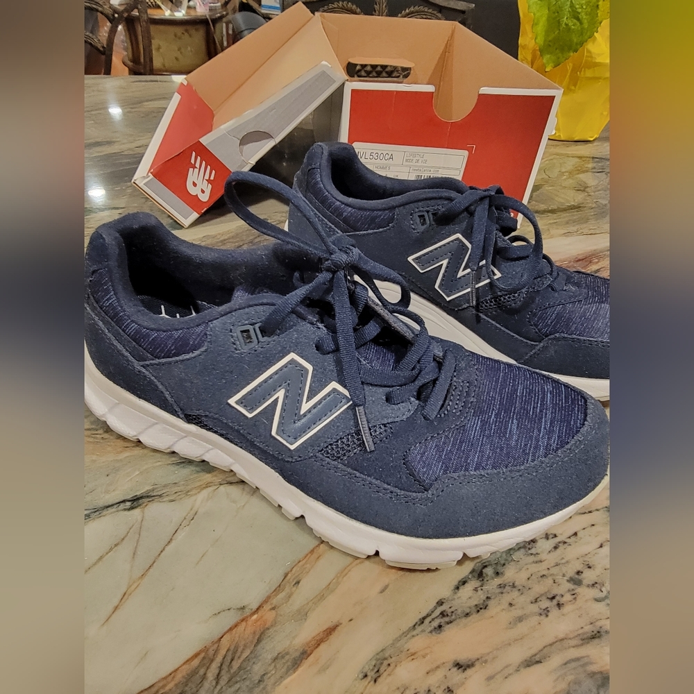 NWT New Balance Size 8.5 D Men's Tennis Shoes Lifestyle
